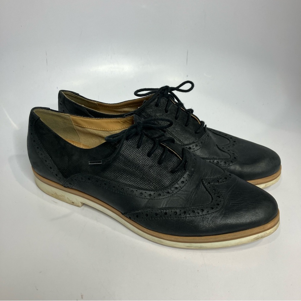 Geox Respira dark navy blue oxford derby wingtip shoes women’s size 41 leather